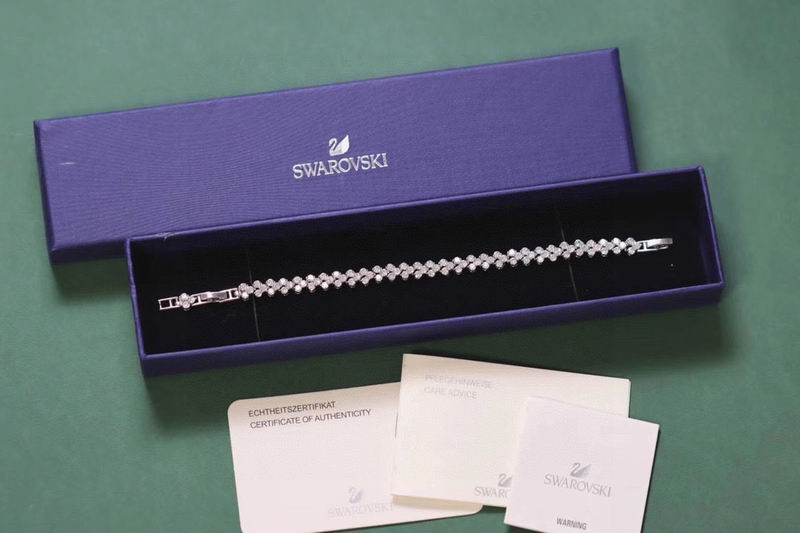 Swarovski Bracelet 05lyx112 (7)